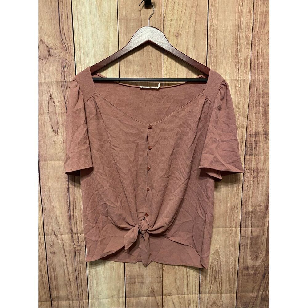 Lush Large Nordstrom Rack NWT button front blouse top knot women’s shirt taupe